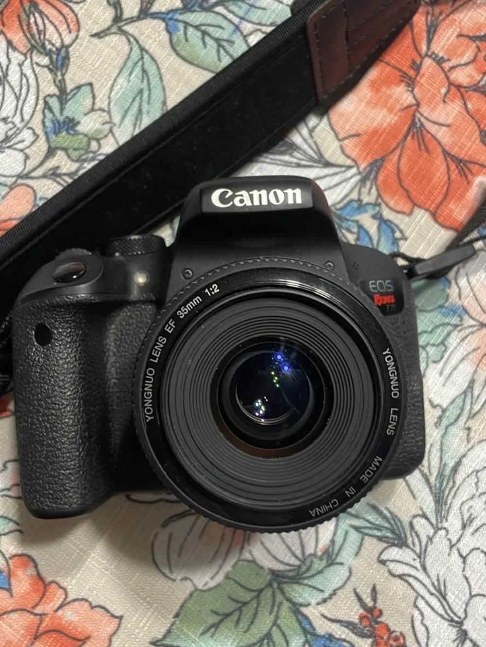 Canon Black t7i Camera with Two Lenses and Battery Charger